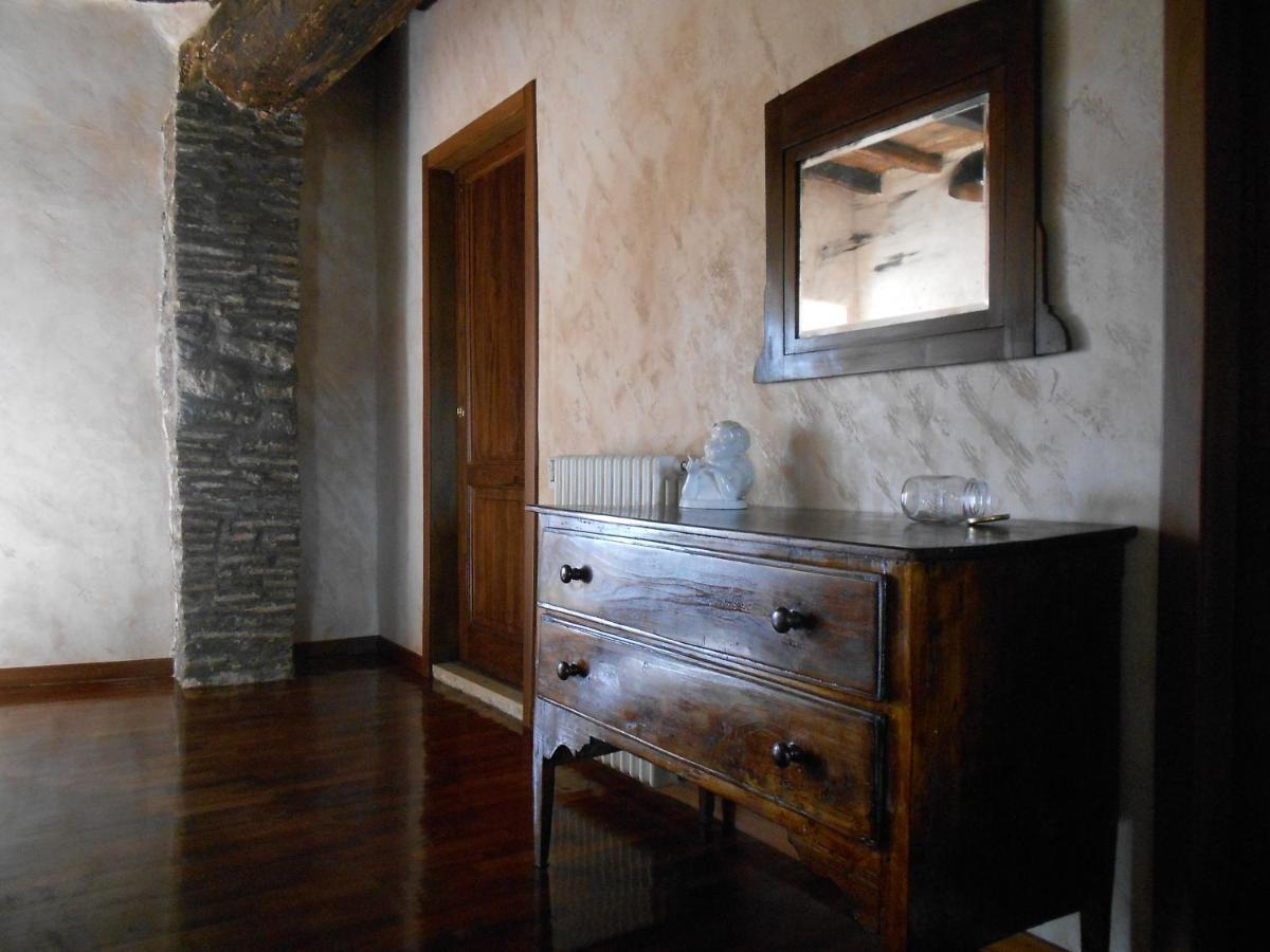 Alloggio Turistico Rizzuto - Centro Storico Bracciano  Luaran gambar